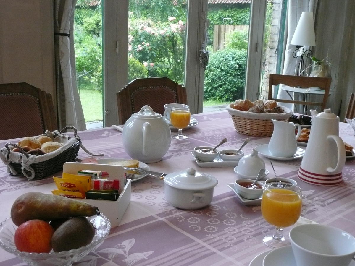 Bed and Breakfast Manoir De Bois En Ardres Екстер'єр фото